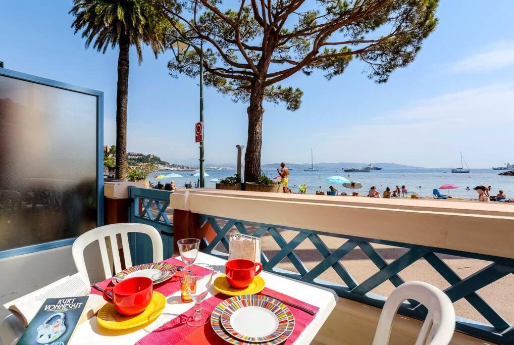 Apartment French Riviera 1 Bedroom On The Facing Cannes *
